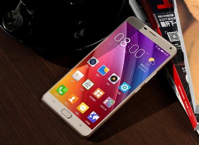 家駒再現(xiàn),金立首個(gè)朋友圈廣告重磅來襲_華為榮耀手機(jī)新聞-泡泡網(wǎng)